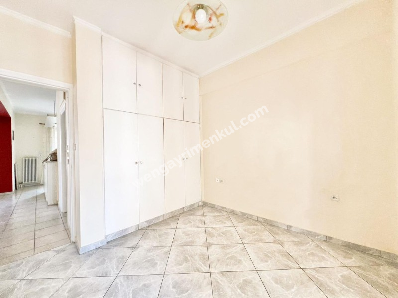 o_1i586djg4upe8ri1kt523p1d8n11