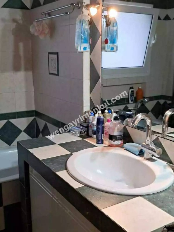 o_1ifppotqs1k321e431fre1qmb1ckhp